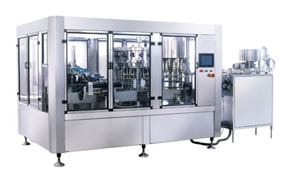 全自動三合一小瓶灌裝機(jī).JPG